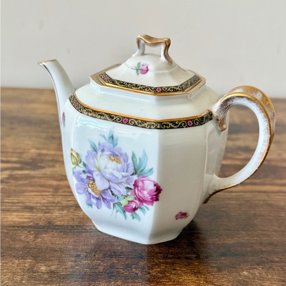 H.P. McGregor & Co. Antique Mini Teapot Floral China - Picture 1 of 11